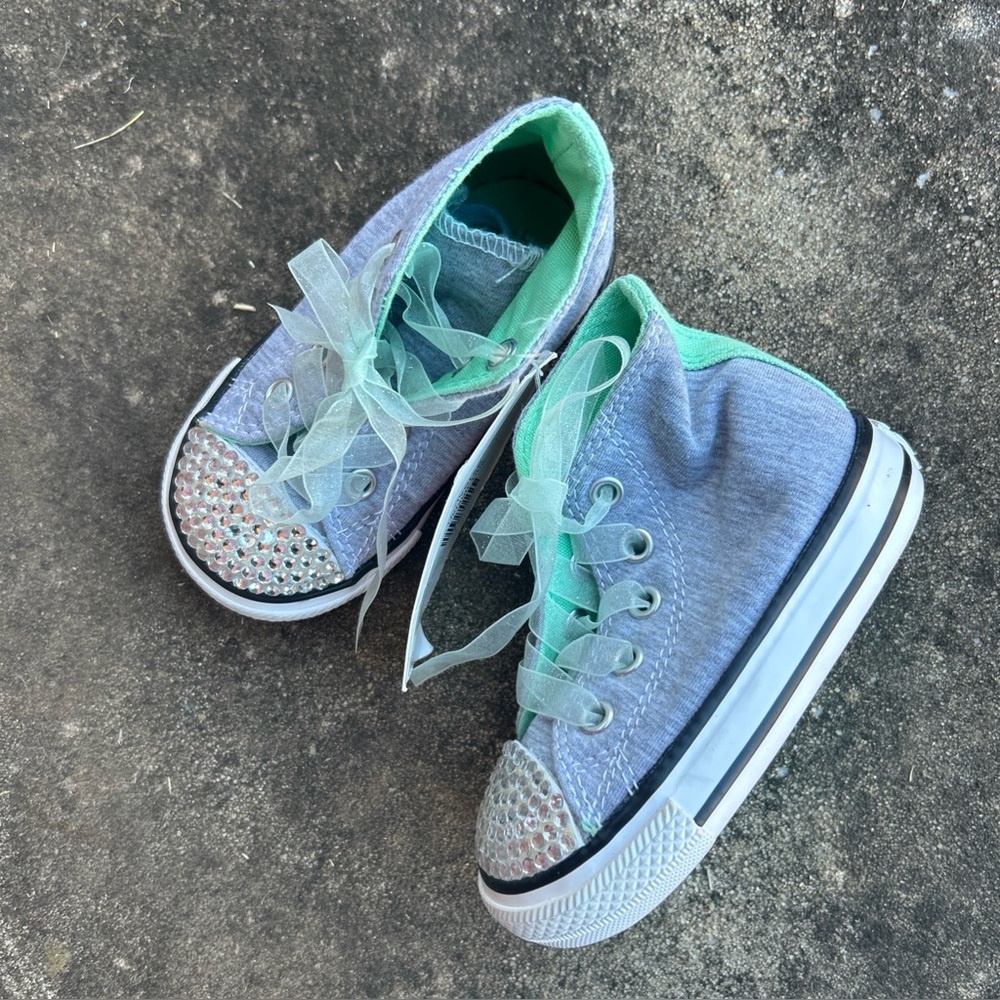 NWT Converse All Stars High Girls' Size 5 Toddler  Grey Mint Rhinestone Toes.